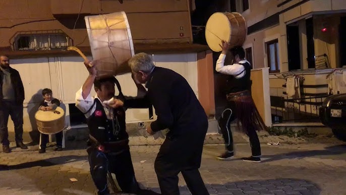 Etkileşimli Performanslar ile Katılım Odaklı Eğlence