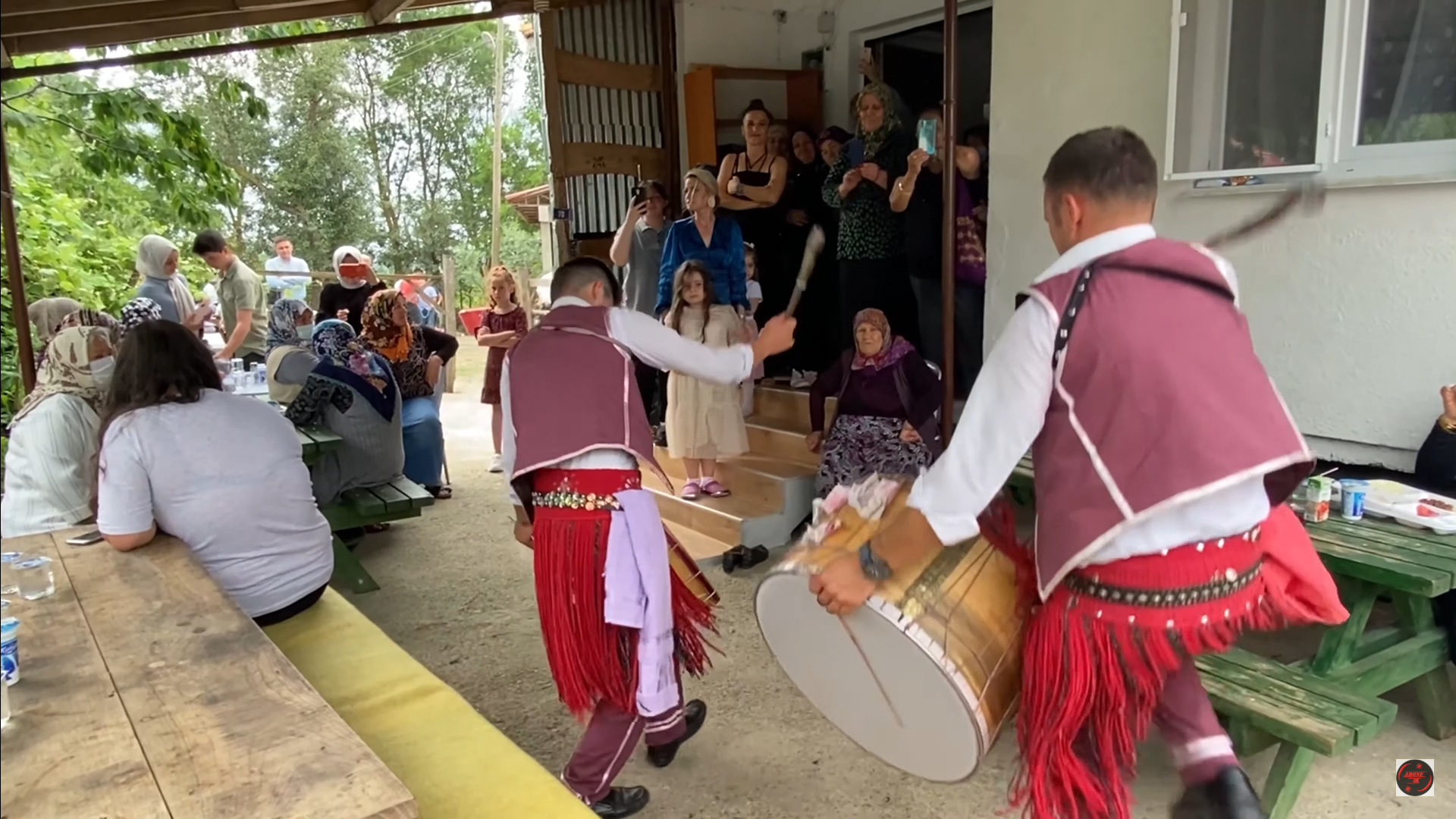 Geleneksel Ritimlerin Büyüsü