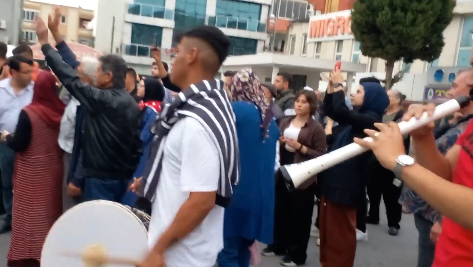 Asker Uğurlama Davul ve Zurna Performansı